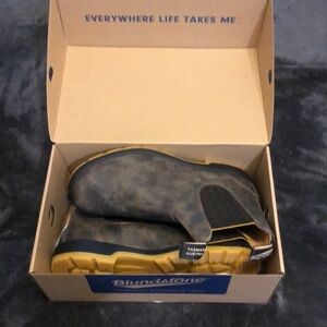 Men’s Blundstone boots in excellent condition